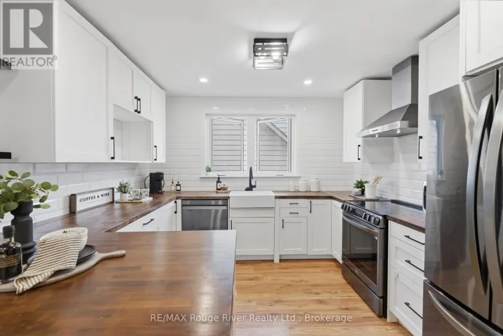 152 WILSON ROAD S, Oshawa (Donevan), Ontario L1H6C1