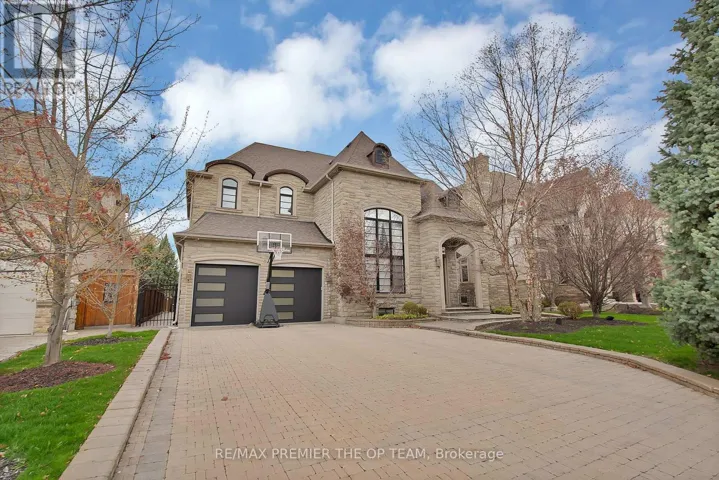 62 AUTUMN GROVE COURT, Vaughan (Kleinburg), Ontario L0J1C0