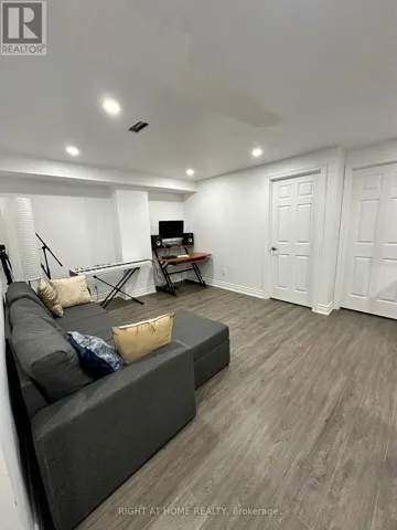 97 FOREST EDGE CRESCENT, East Gwillimbury (Holland Landing), Ontario L9N0S6