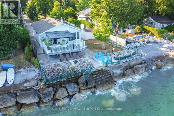 135 CEDAR CREST BEACH ROAD, Clarington (Bowmanville), Ontario L1C3K3