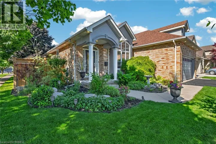 62 VARLEY Crescent, Brantford, Ontario N3R7Z7