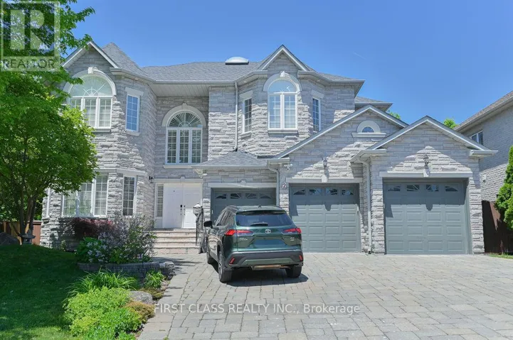 2 WAINWRIGHT AVENUE, Richmond Hill (North Richvale), Ontario L4C5R5