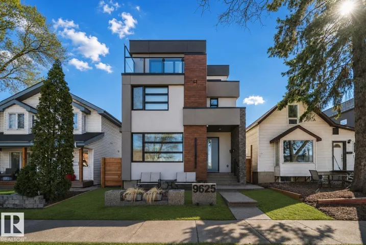 9625 101 ST NW, Edmonton, Alberta T5K0W7