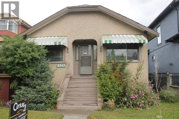 3267 E 29TH AVENUE, Vancouver, British Columbia V5R1W4