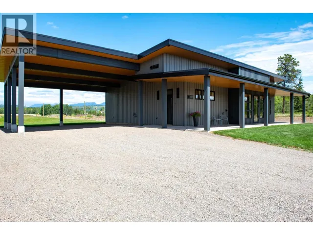 1037 BULKLEY COURT, Smithers, British Columbia V0J2X0