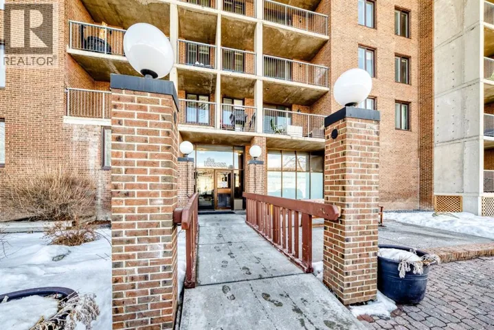 112, 4944 Dalton Drive NW, Calgary, Alberta T3A2E6
