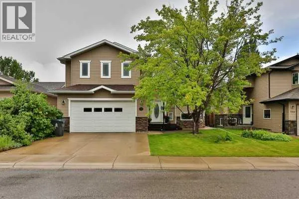 135 Riverbrook Close W, Lethbridge, Alberta T1K7P2