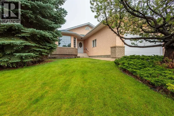 93 Park Meadows Court SE, Medicine Hat, Alberta T1B4C3