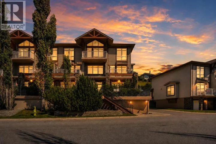5, 148 Rockyledge View NW, Calgary, Alberta T3G5Y4