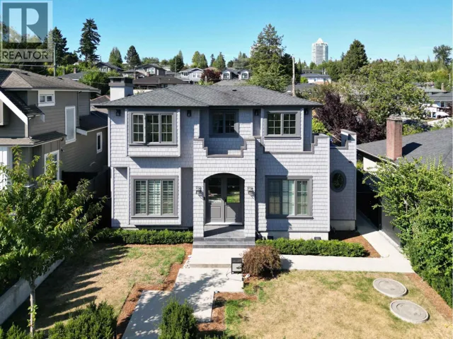 6549 PORTLAND STREET, Burnaby, British Columbia V5E1A1