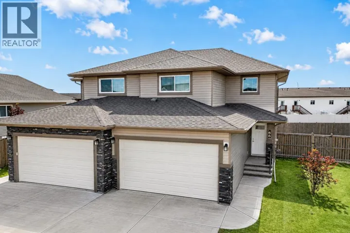 66 Ranchers Close, Lacombe, Alberta T4L0H9