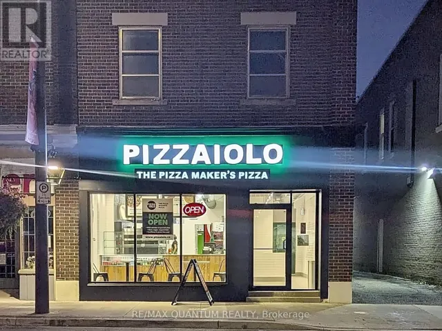 749 KING STREET E, Cambridge, Ontario N3H3N8