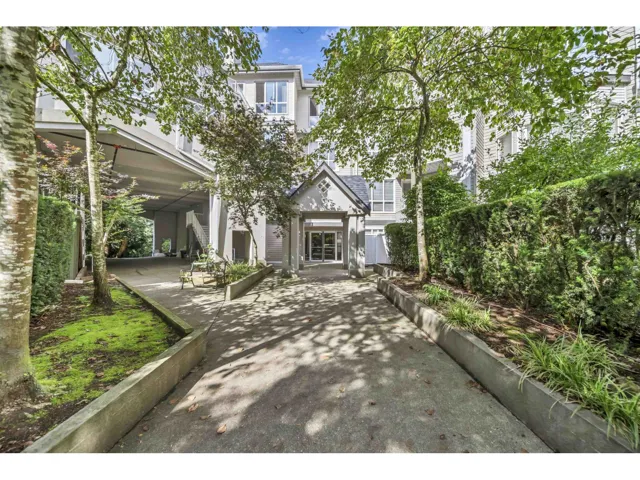 430 9979 140 STREET, Surrey, British Columbia V3T5W2