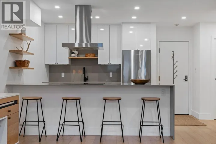 203 607 E 8TH AVENUE, Vancouver, British Columbia V5T1T2