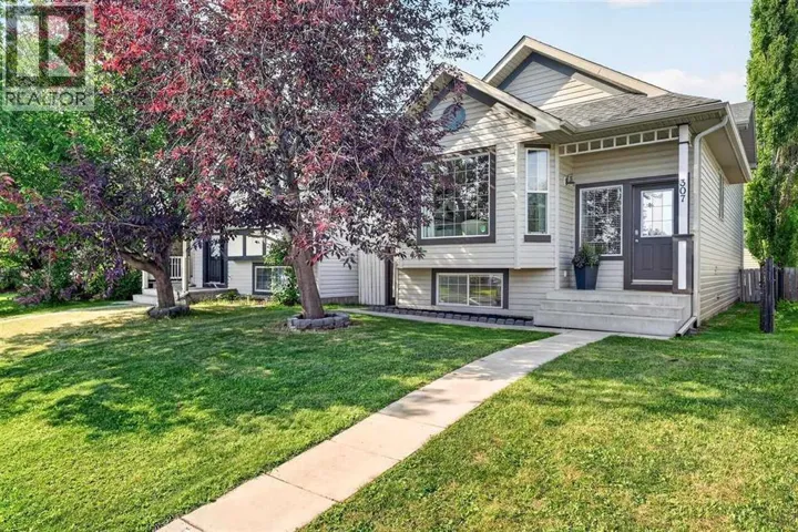 307 Covehaven View NE, Calgary, Alberta T3K5S4