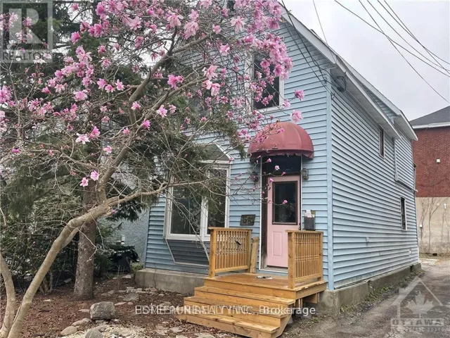 38 ADELAIDE STREET, Ottawa, Ontario K1S3S1