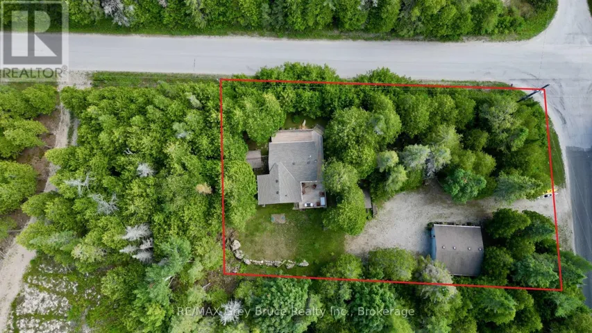 202 WHISKEY HARBOUR ROAD, Northern Bruce Peninsula, Ontario N0H1W0
