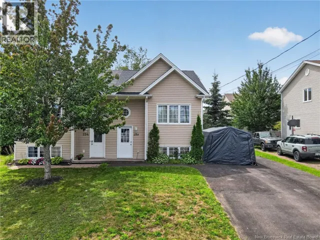 256 Glencairn Drive, Moncton, New Brunswick E1G5G5