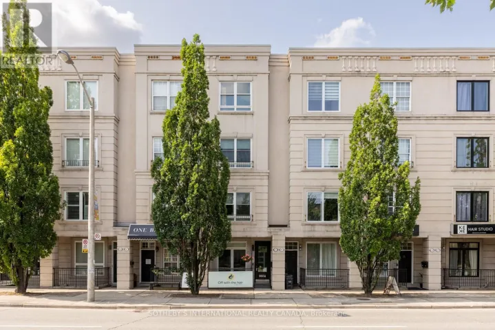 960A THE QUEENSWAY, Toronto (Stonegate-Queensway), Ontario M8Z1P5