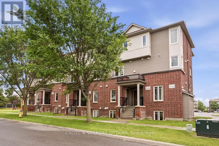 270 ESPIN HEIGHTS, Ottawa, Ontario K2J0Y8