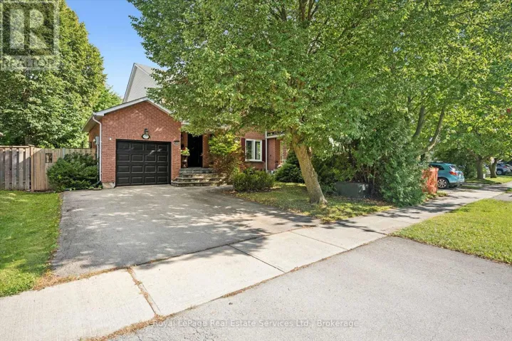 2255 MACLENNAN DRIVE, Oakville (RO River Oaks), Ontario L6H5K4