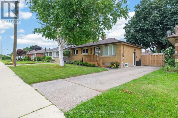 94 NINTH AVENUE, Brantford, Ontario N3S1E5