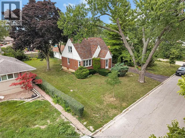 2533 PRINCESS, Windsor, Ontario N8T1V6