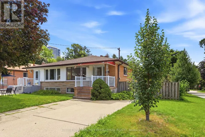 49 SANTA BARBARA ROAD, Toronto (Willowdale West), Ontario M2N2C1