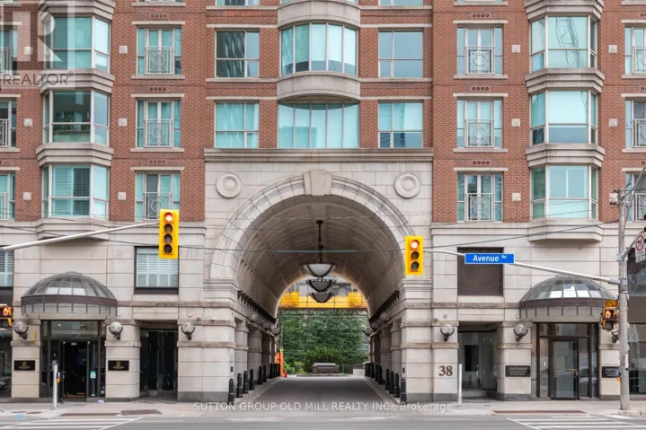700 - 38 AVENUE ROAD, Toronto (Annex), Ontario M5R2G2