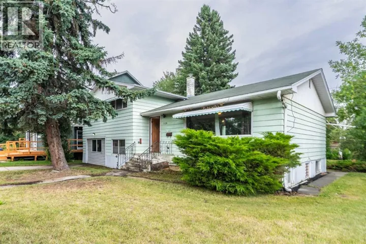 2628 Capitol Hill Crescent NW, Calgary, Alberta T2M4C3