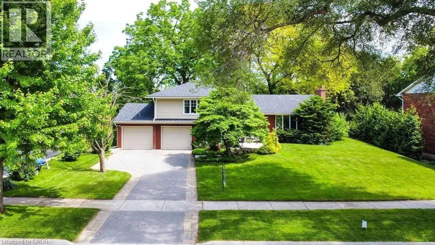 203 PENN Drive, Burlington, Ontario L7N2B6