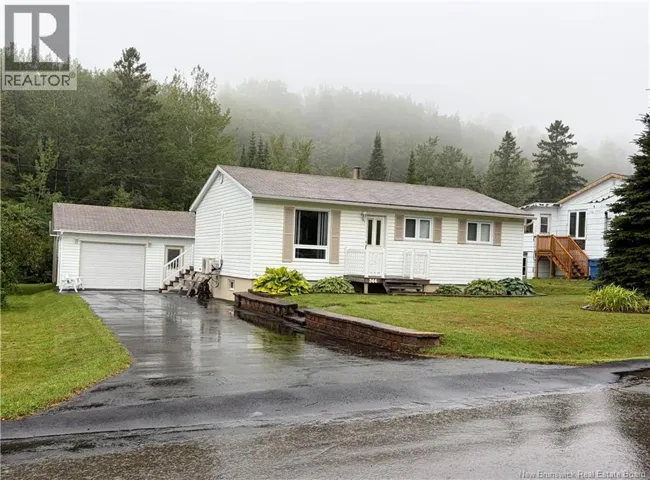 344 Wellington, Dalhousie, New Brunswick E8C2W6