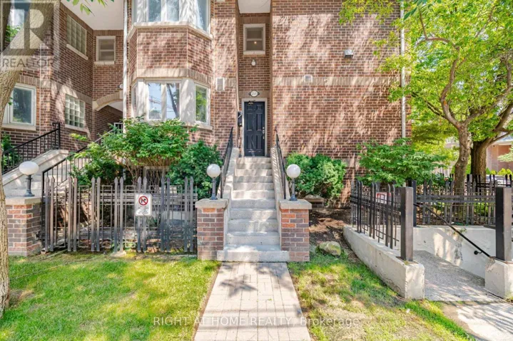 25A SHAW STREET, Toronto (Niagara), Ontario M6J3T5