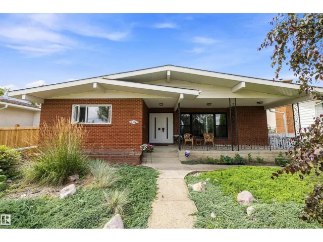 3616 109A ST NW, Edmonton, Alberta T6J1C8