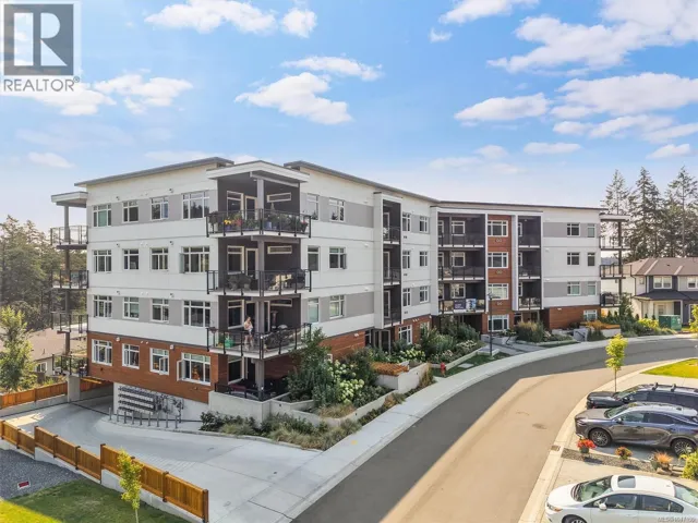 201 2000 West Park Lane, View Royal, British Columbia V9B3R7
