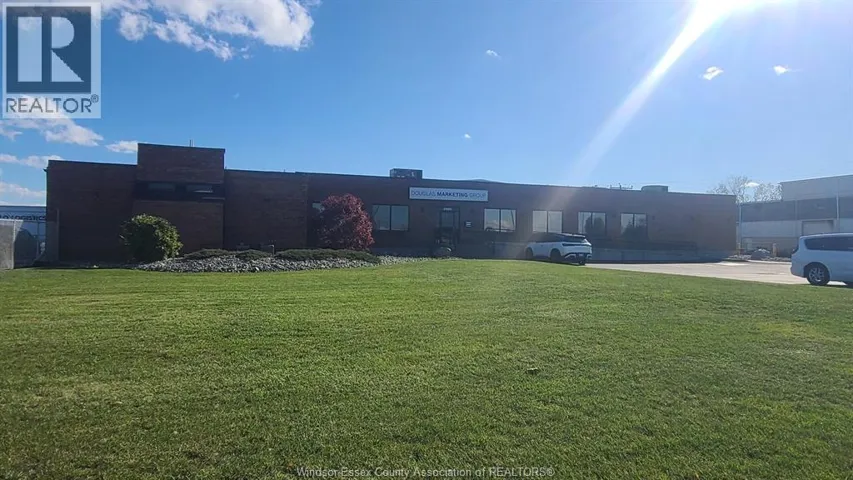 4960 WALKER ROAD Unit# 3, Tecumseh, Ontario N0R1L0