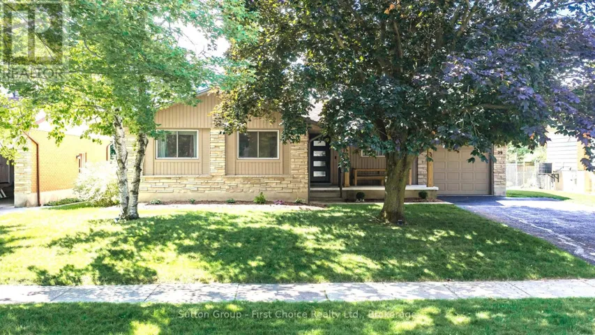 29 WINDEMERE CRESCENT, Stratford, Ontario N5A6A8