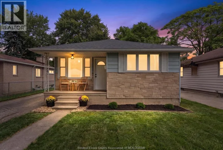 1776 GLENDALE AVENUE, Windsor, Ontario N8T2N4
