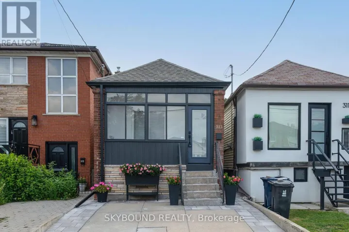 313 SILVERTHORN AVENUE, Toronto (Keelesdale-Eglinton West), Ontario M6N3K5