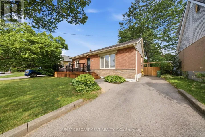 203 WEST 31ST STREET, Hamilton (Westcliffe), Ontario L9C5G3