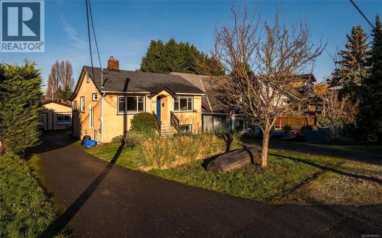 3026 Donald St, Saanich, British Columbia V9A1Y2