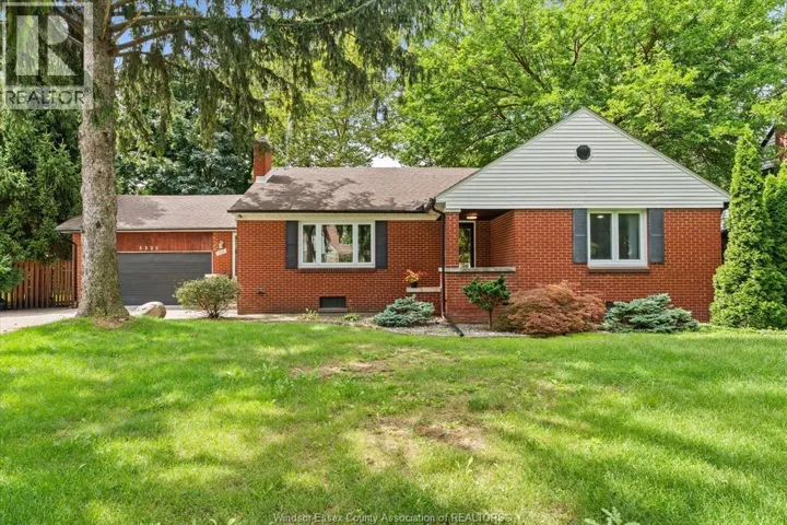 3325 CHURCH STREET, Windsor, Ontario N9E1V3