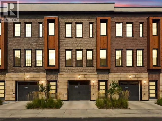 204, 81 Greenbriar Place NW, Calgary, Alberta T3B6J1