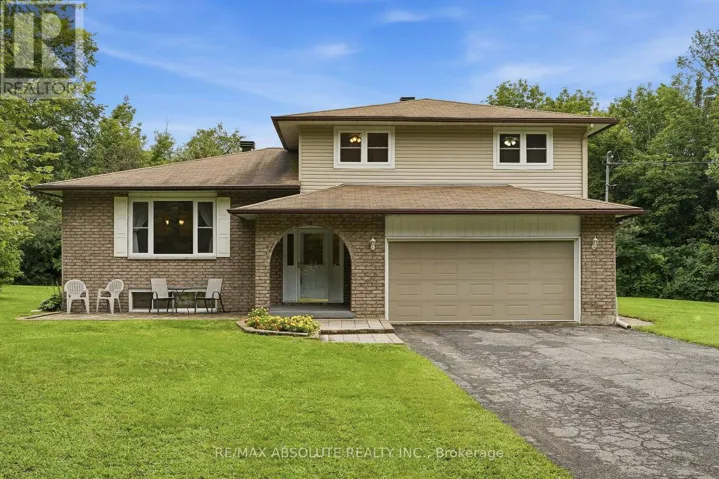 1000 MILBURN CRESCENT, Ottawa, Ontario K4C1C9