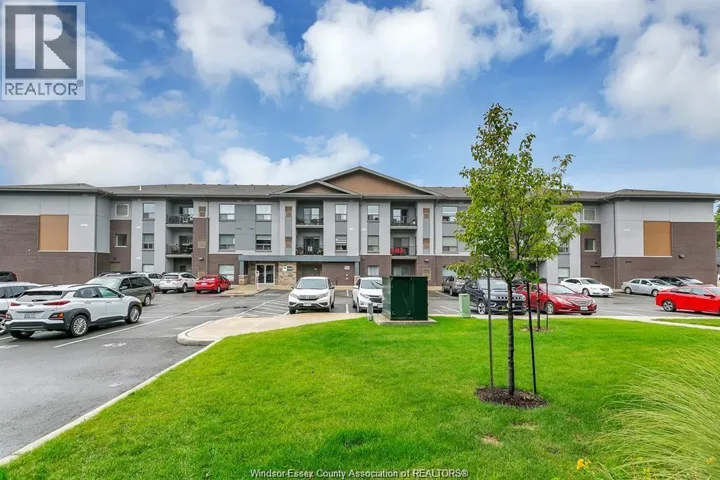 5850 NEWMAN Unit# 213, LaSalle, Ontario N9J0E2