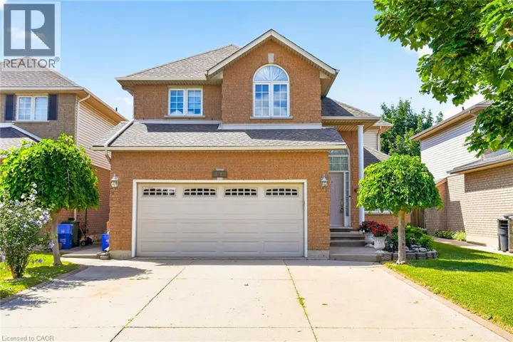42 HILLGARDEN Avenue, Stoney Creek, Ontario L8J3R3