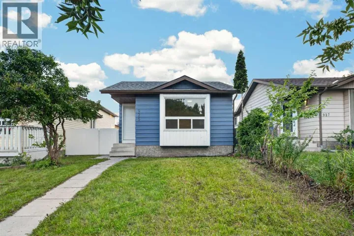 925 Erin Woods Drive SE, Calgary, Alberta T2B2X1