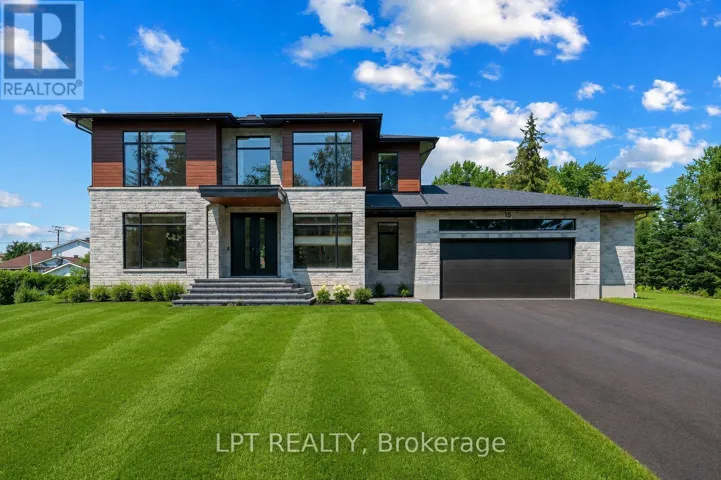 15 BRIGGS AVENUE, Ottawa, Ontario K2E6W5