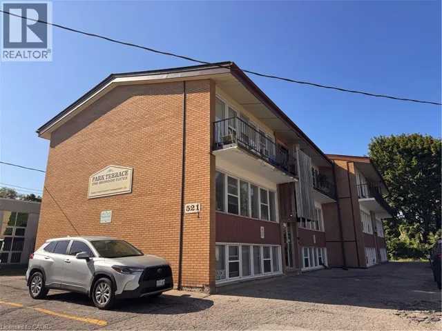 521 PARK Street Unit# 4, Kitchener, Ontario N2G1N8