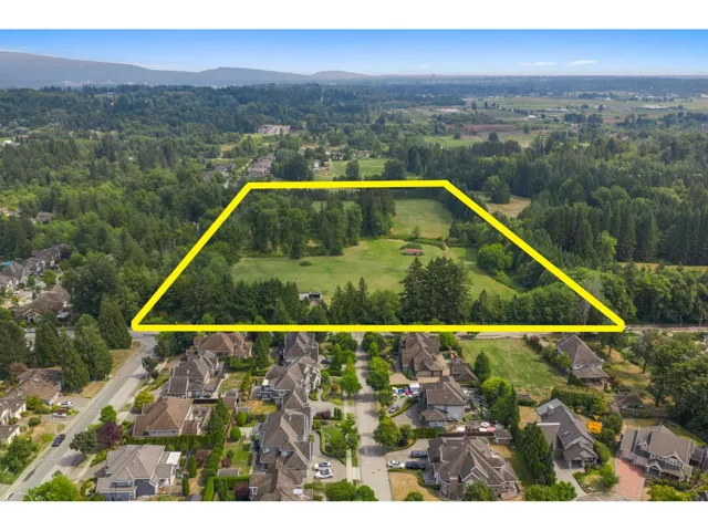 9186 164 STREET, Surrey, British Columbia V4N2Z8